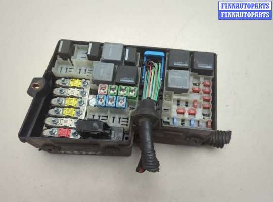 купить Блок предохранителей на Ford C-Max 2002-2010
