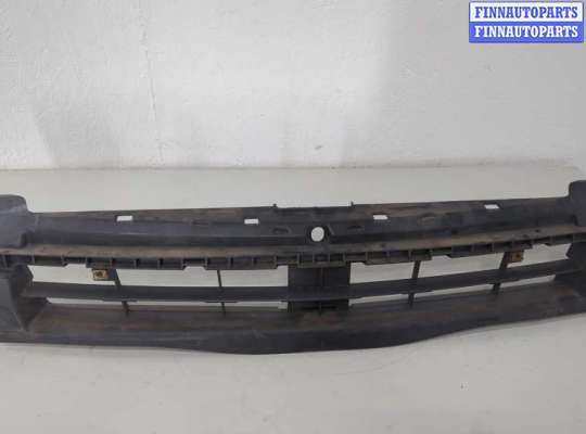 купить Кронштейн решетки радиатора на Renault Trafic 2001-2014