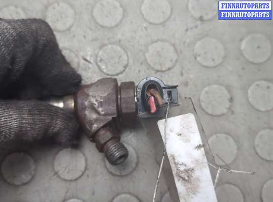 купить Форсунка топливная на Volkswagen Caddy 2015-2020