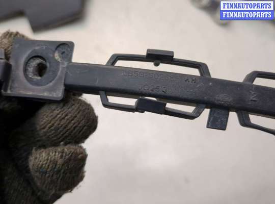 купить Кронштейн (лапа крепления) на Ford Explorer 2019-2025