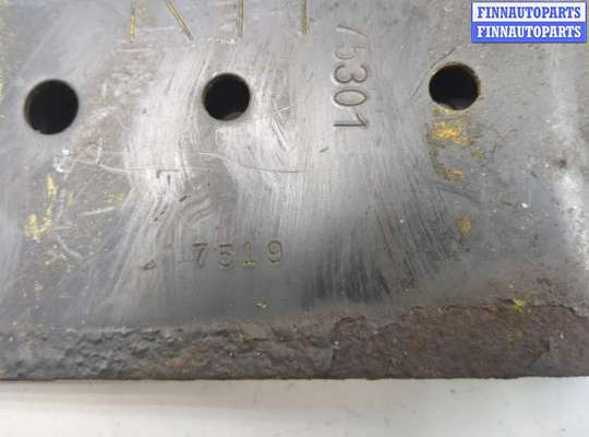 купить Кронштейн подрамника на Nissan Pathfinder 2012-2020