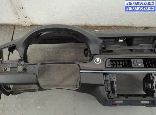 Панель передняя салона (Торпедо) на BMW 5 (F10/F11)