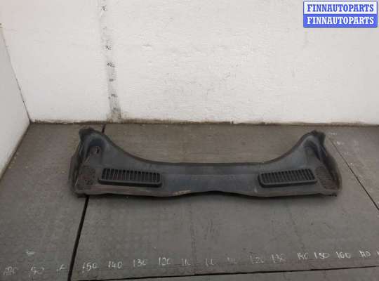 Жабо под дворники (дождевик) FO2178494 на Ford Escape 2015-2019