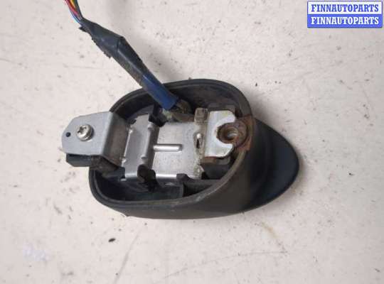 купить Кнопка открывания багажника с крышки на Toyota Yaris 2005-2011