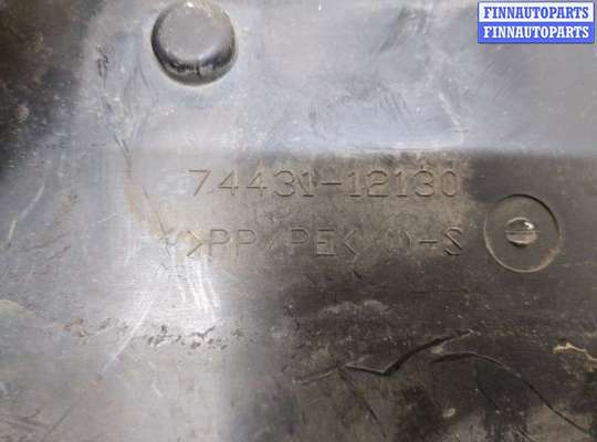 Кронштейн (площадка) аккумулятора (АКБ) на Toyota Corolla 10 (E150)