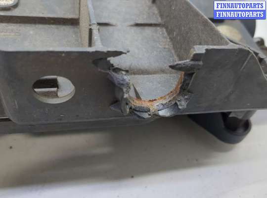 купить Электропривод ручного тормоза (моторчик ручника) на Renault Scenic 2003-2009