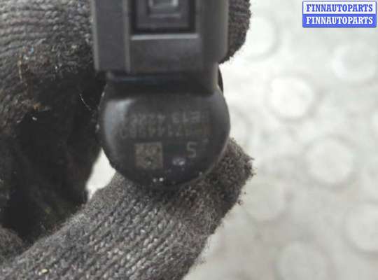 купить Форсунка топливная на Volvo S40 2004-2012