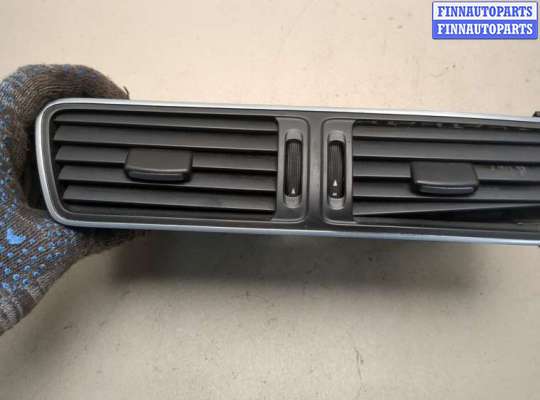 Дефлектор обдува салона на Volkswagen Passat B7 (36)