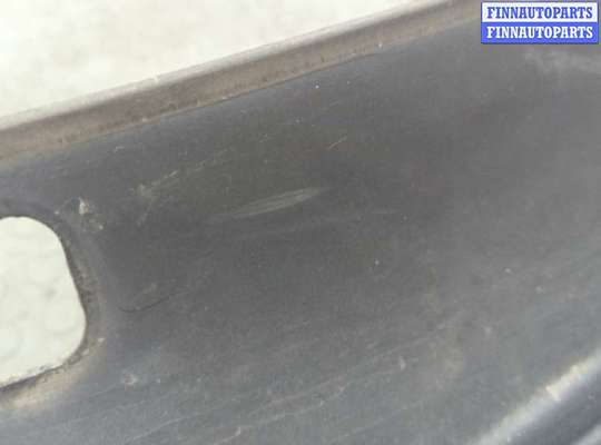 купить Жабо под дворники (дождевик) на Volvo V70 2001-2008