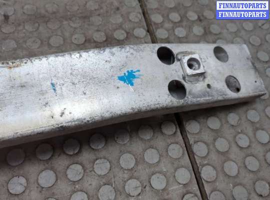 купить Усилитель бампера на Nissan Note E11 2005-2013