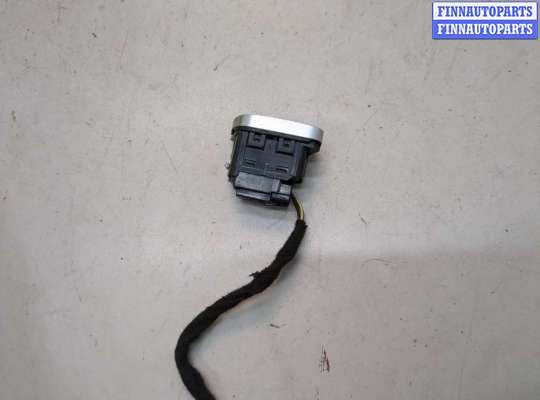 купить Кнопка открывания замков дверей на Ford Escape 2012-2015