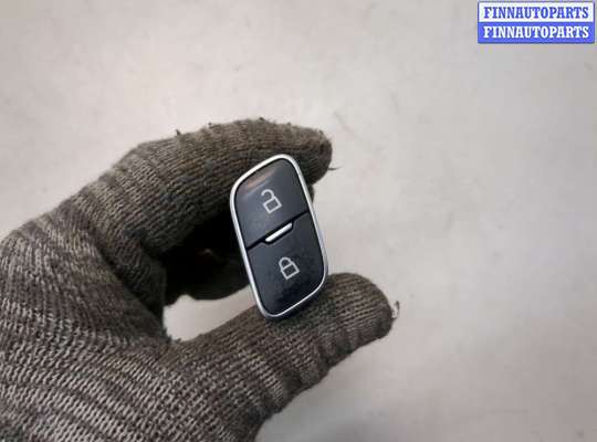 купить Кнопка открывания замков дверей на Ford Escape 2012-2015