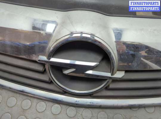 купить Решетка радиатора на Opel Zafira B 2005-2014