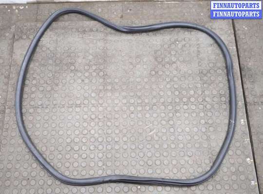Уплотнитель FO1988990 на Ford Fusion 2017-2020 USA