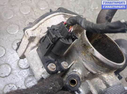Заслонка дроссельная на Volkswagen Passat B5 (3B)