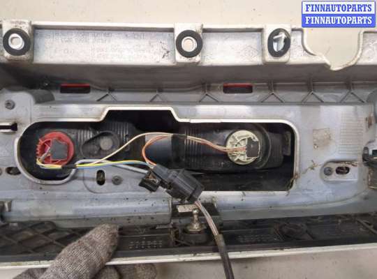 Фонарь задний на Opel Vivaro B