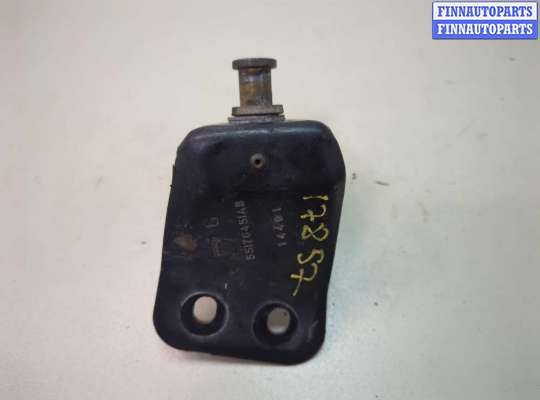 купить Петля замка багажника на Jeep Wrangler 1996-2006