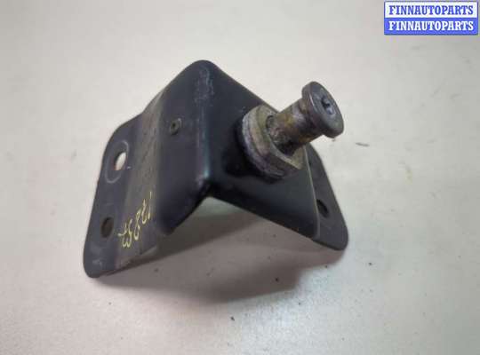 купить Петля замка багажника на Jeep Wrangler 1996-2006