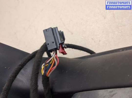 купить Зеркало боковое на Skoda Yeti 2009-2018