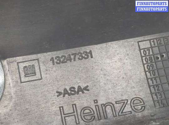 купить Решетка радиатора на Opel Zafira B 2005-2012