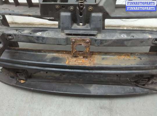 купить Рамка передняя (телевизор) на Volkswagen Golf 5 2003-2009