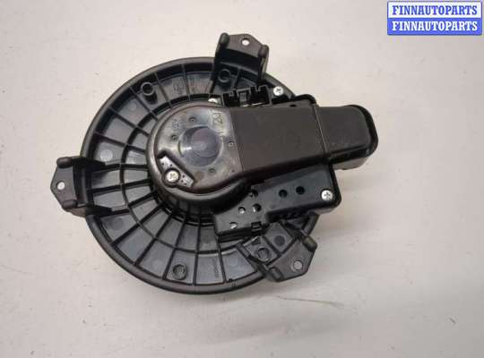 Мотор отопителя на Toyota Highlander II (XU40)