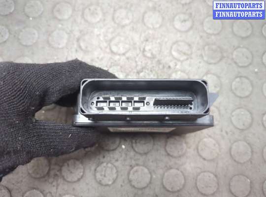 купить Блок управления стояночным тормозом на Land Rover Range Rover Evoque 2011-2018