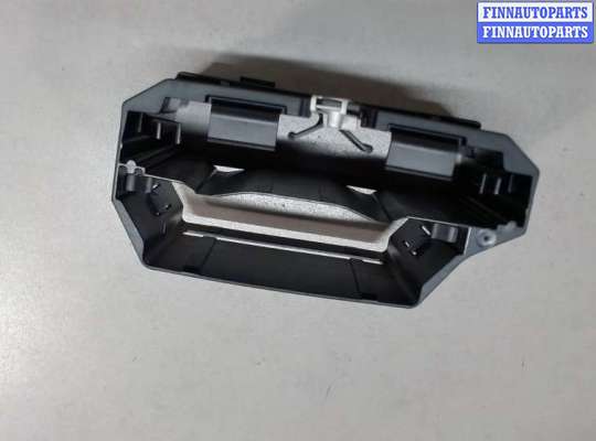 купить Кронштейн салона на Volkswagen Touareg 2002-2007