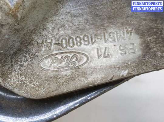 купить Петля капота на Ford Focus 2 2005-2008