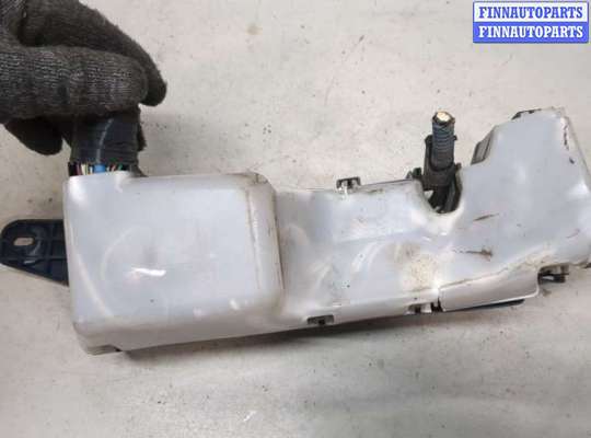 купить Блок предохранителей на Toyota Avensis 2 2003-2008