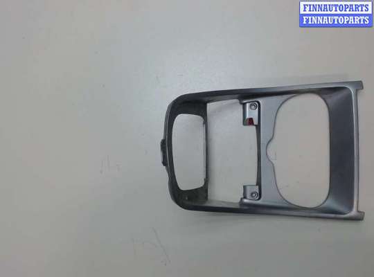Пластик панели торпеды PG1073758 на Peugeot 307