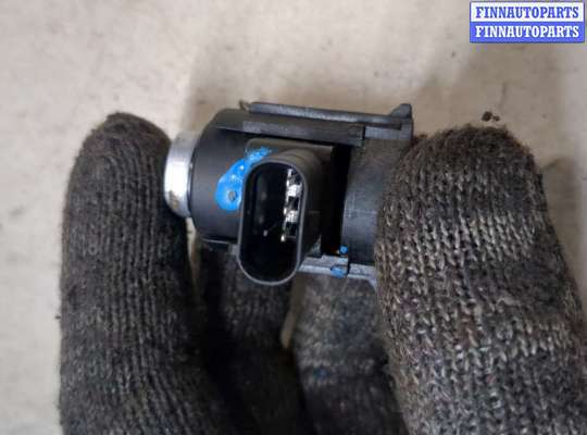 купить Датчик парктроника на Volkswagen Touran 2006-2010