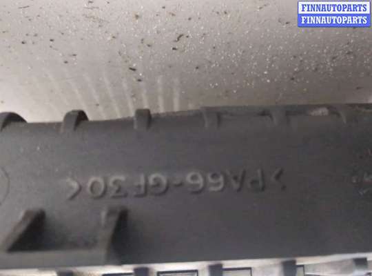 купить Радиатор охлаждения двигателя на Volkswagen Passat 5 2000-2005