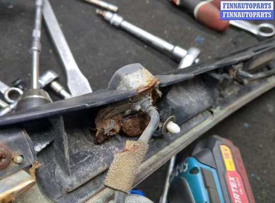 купить Фонарь крышки багажника на Infiniti QX56 2010-2013