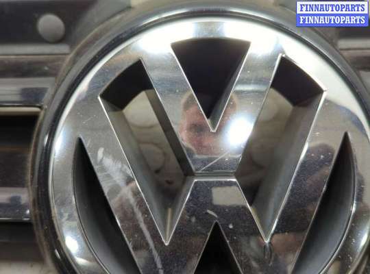 купить Решетка радиатора на Volkswagen Golf 5 2003-2009