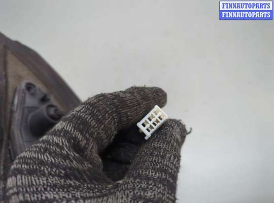 купить Зеркало боковое на Toyota Corolla E12 2001-2006