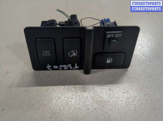 купить Кнопка лючка топливного бака на Lexus RX 2003-2009