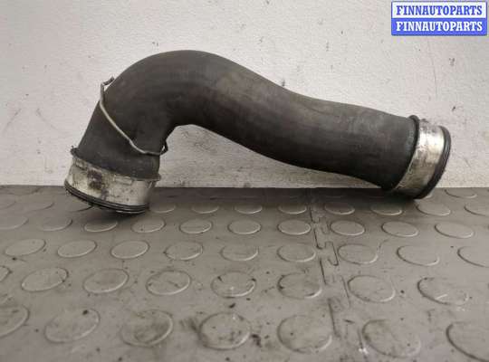 купить Патрубок охлаждения на Skoda Octavia (A5) 2004-2013