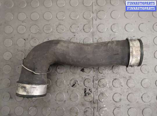 купить Патрубок охлаждения на Skoda Octavia (A5) 2004-2013