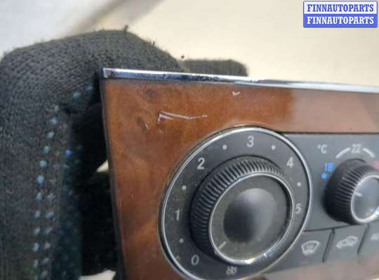 купить Переключатель отопителя (печки) на Mercedes C W203 2000-2008