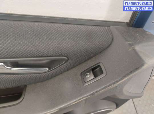 Стеклоподъемник электрический на Mercedes-Benz B (W245)