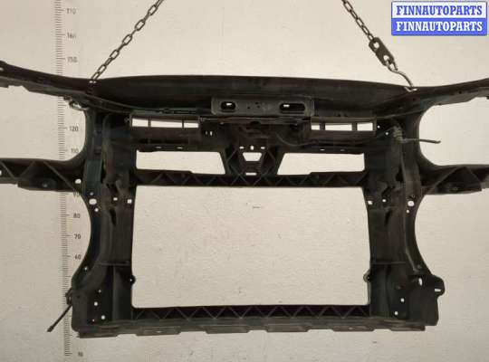 Панель передняя (телевизор) на Volkswagen Touran I (1T)