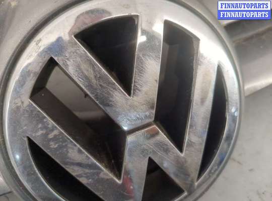 купить Решетка радиатора на Volkswagen Golf 5 2003-2009
