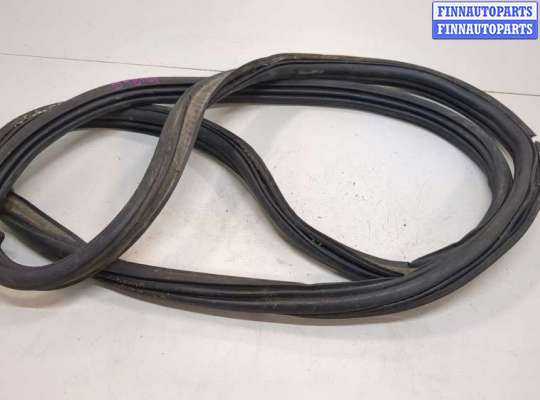 купить Уплотнитель на Ford Escape 2015-2019