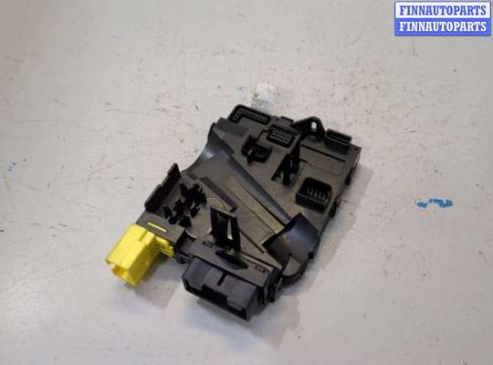купить Блок управления подрулевыми переключателями на Volkswagen Golf 5 2003-2009
