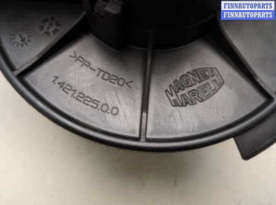 купить Двигатель отопителя (моторчик печки) на Peugeot 307 2001-2008