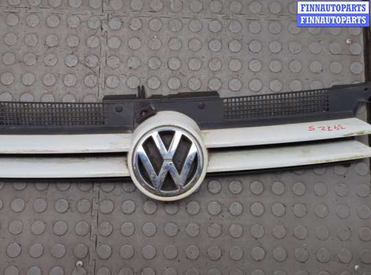 Купить Решетка радиатора на Volkswagen Golf 4 1997-2006 Решетка радиатора VG2662920 на Volkswagen Golf 4 1997-2006