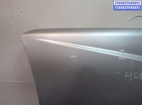 Капот на Mercedes-Benz C (W204)