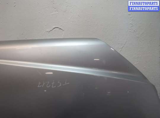 Капот на Mercedes-Benz C (W204)