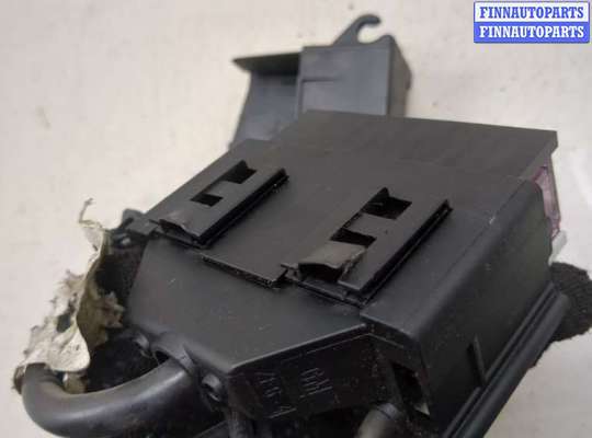 купить Блок предохранителей на Opel Vectra B 1995-2002